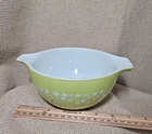Vintage Pyrex 441 * Spring Blossom /Crazy Daisy Cinderella * Mixing Bow