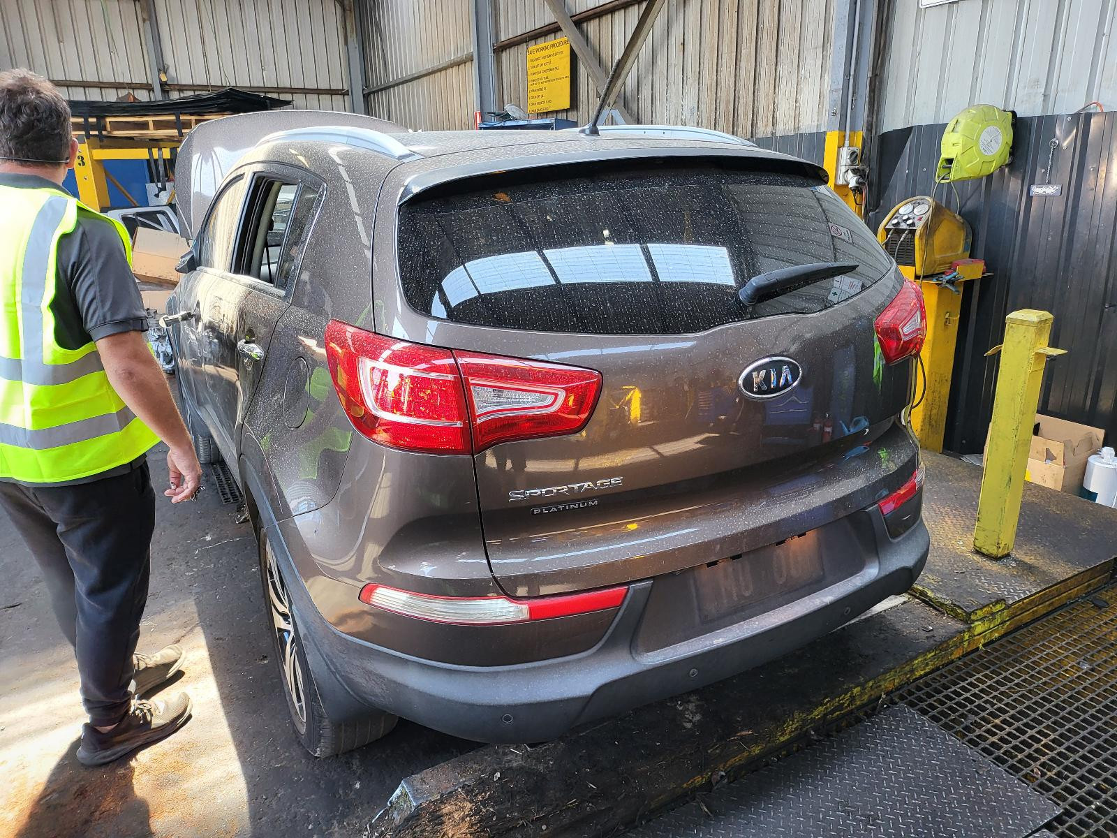 Kia Sportage Right Guard SL 05/2010-10/2015 - thumbnail 12