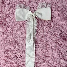white bow with long ribbons and lace diy