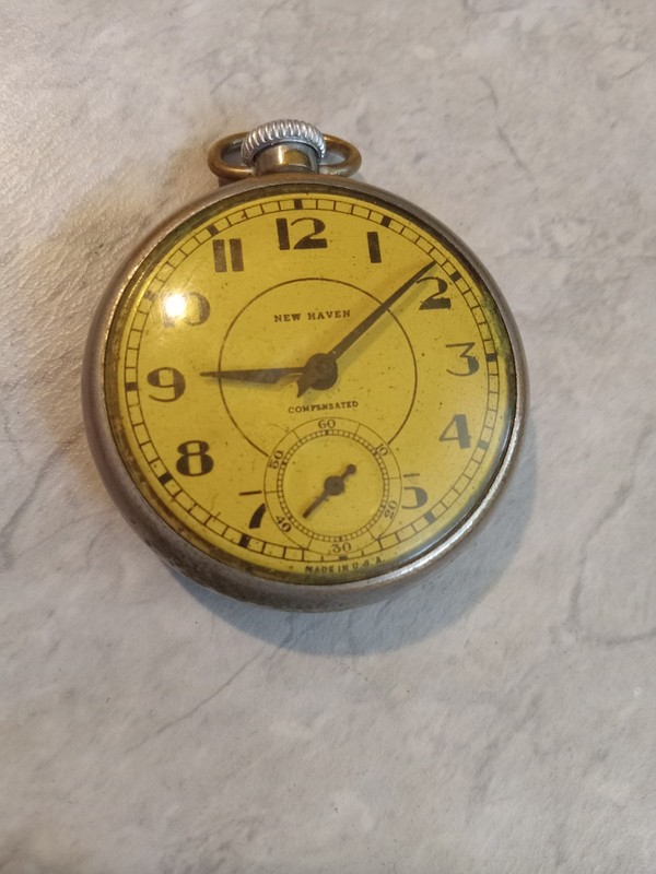 Antique New Haven Compensated Pocket Watch Gold Tone