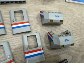 LEGO Trains: Metroliner (4558)  With Box and Instructions