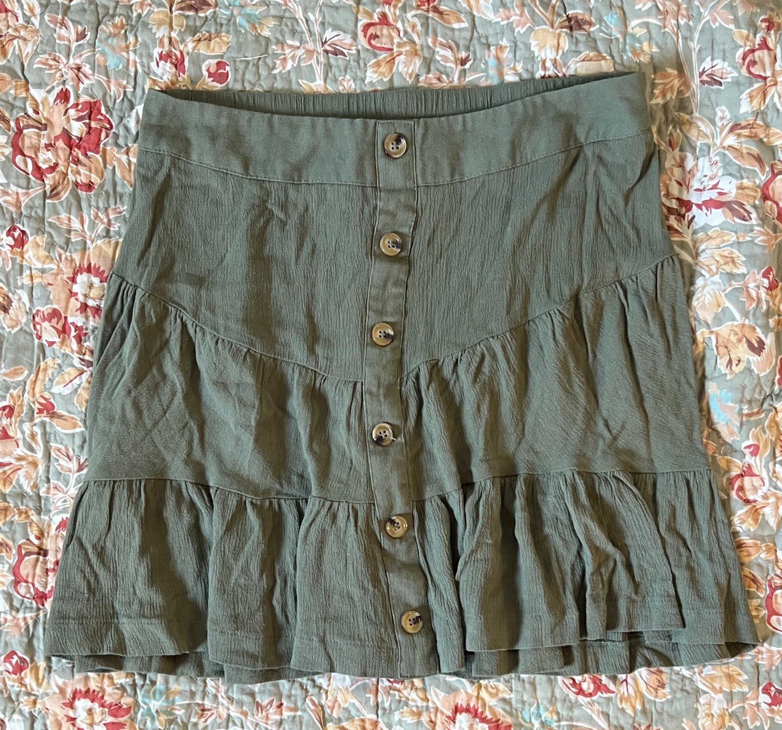 Final Touch Olive Green Button-Front Mini Rayon S… - image 1