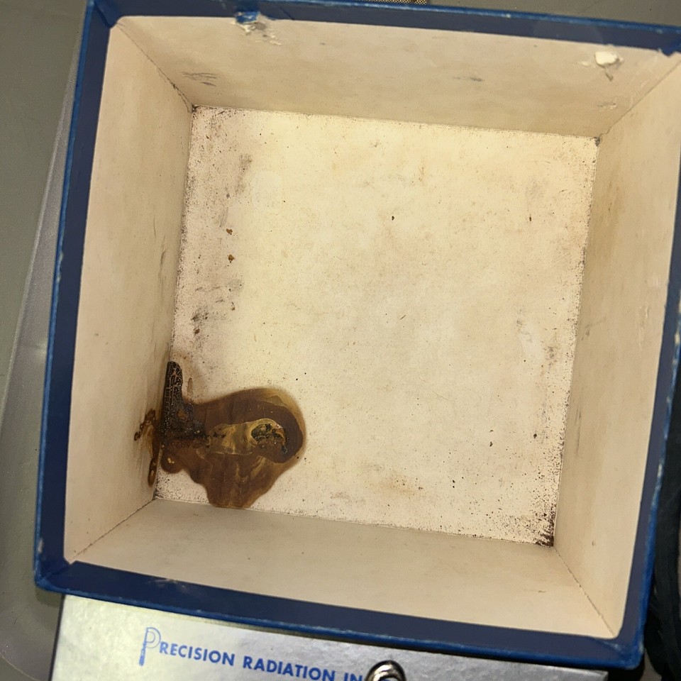 Vintage Precision Radiation Instruments Model 107B Professional Geiger