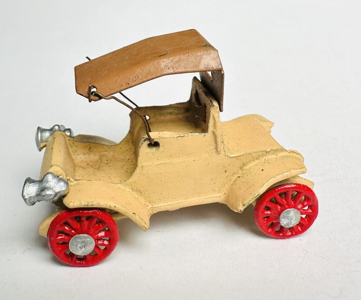 Vintage 1960s Cast Metal Car 1.75