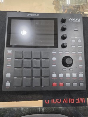 AKAI MPC ONE (PIT006658)