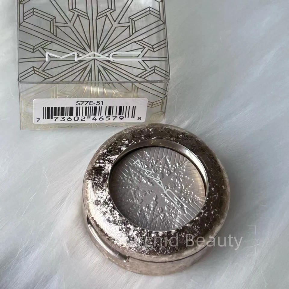 MAC Extra Dimension Eyeshadow~Frostwinked~Full Size~Limited edition RARE~New - Image 4 of 4