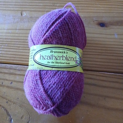 Vintage Brunswick's Heatherblend Yarn 2532 Autumn Red Heather 1 Skein