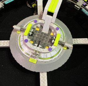 LEGO Space: Alien Mothership (7065) USED MISSING VARIOUS PIECES