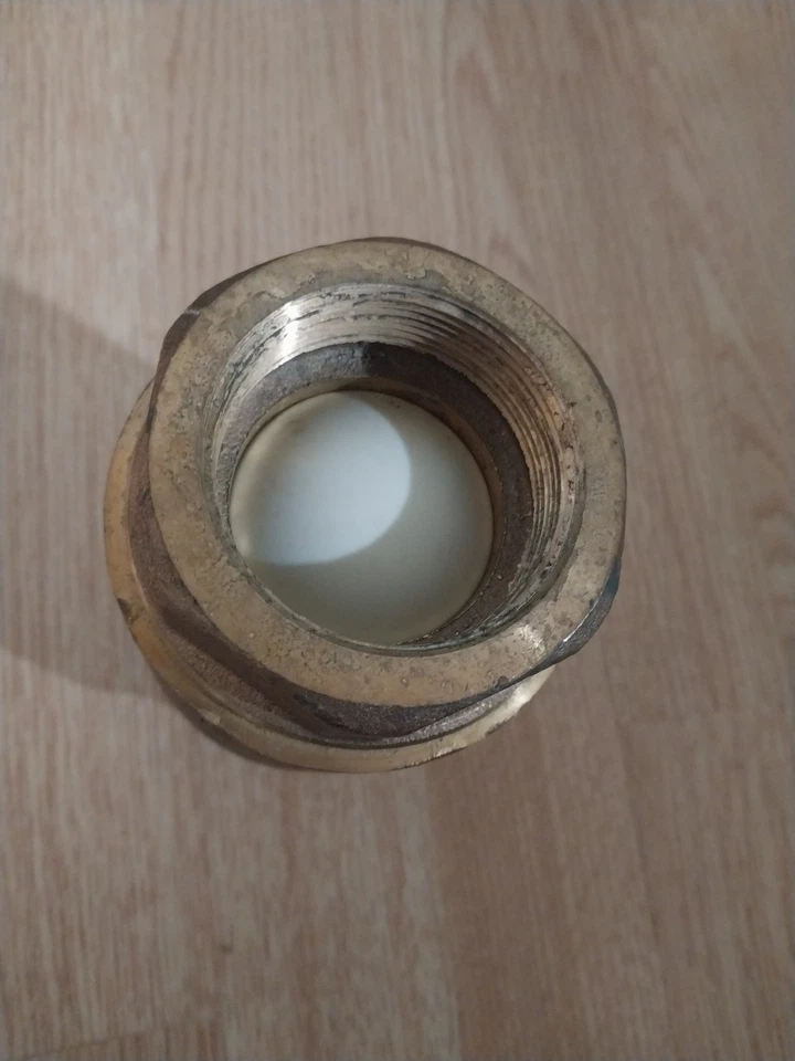 Válvula de retención de resorte de cono de bola de bronce Fnpt Apollo Valves 6110801 2" Foto 3 de 4