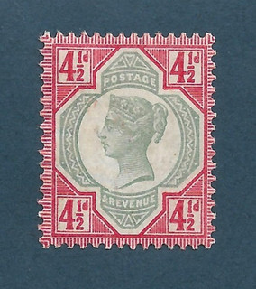 Great Britain Scott 117 Victora 4 1/2 Pence Carmine Green Mint Hinged CV $12.00