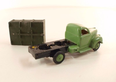 Dinky Toys - Studebaker trucks | Petites restaurations ... A