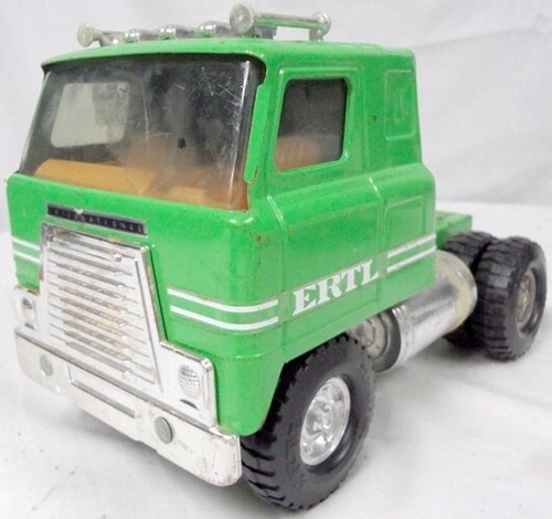 Vintage ETRL International Pressed Steel Car Carrier Transporter Cab & Trailer! - Picture 2 of 21