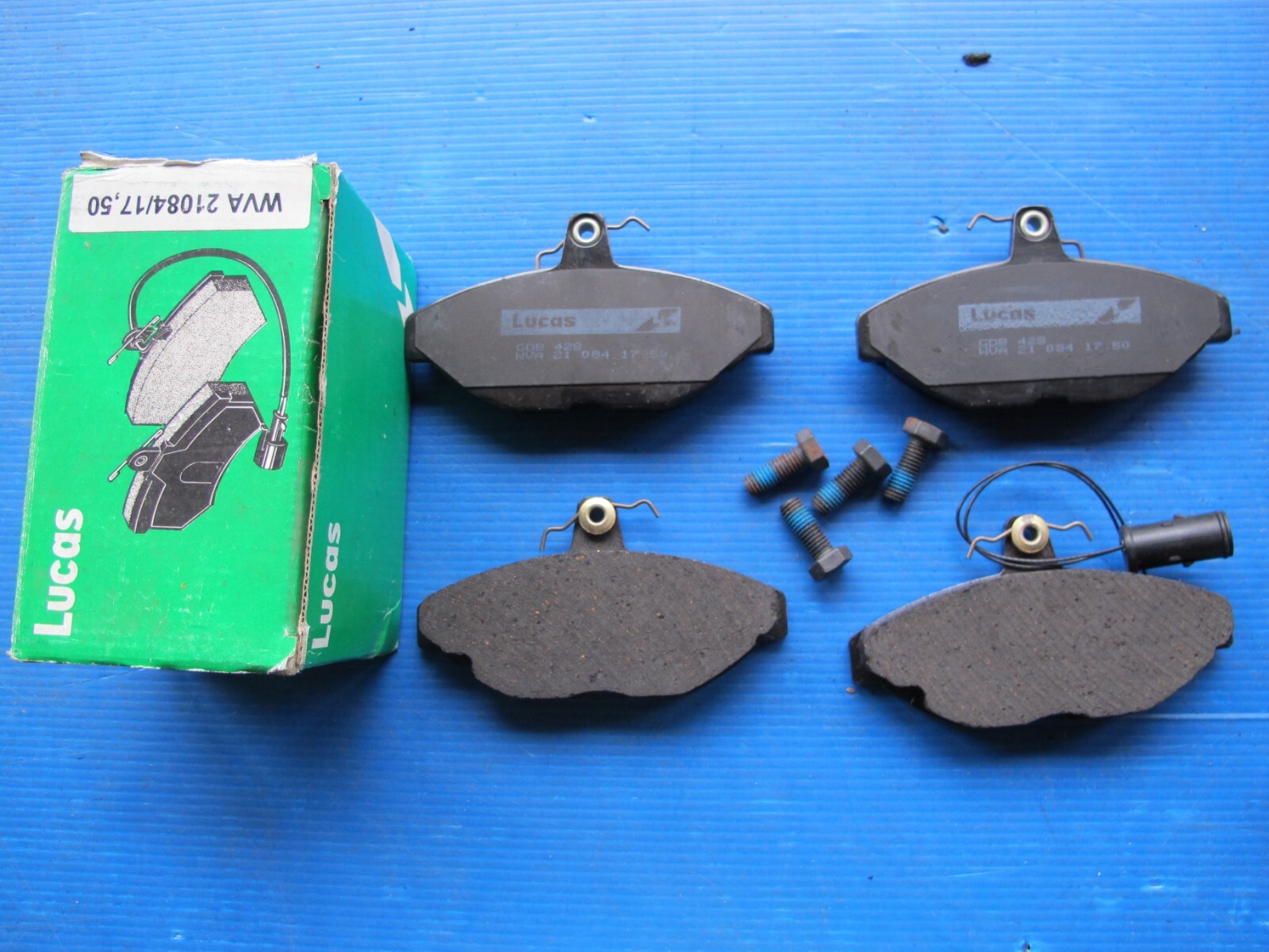 Plaquettes de freins avant Lucas anti-bruit pour Austin Maestro