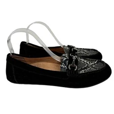 Vionic Dayna Suede Moccasin Slip On Loafer Shoe Black Snake Reptile Print Size 9