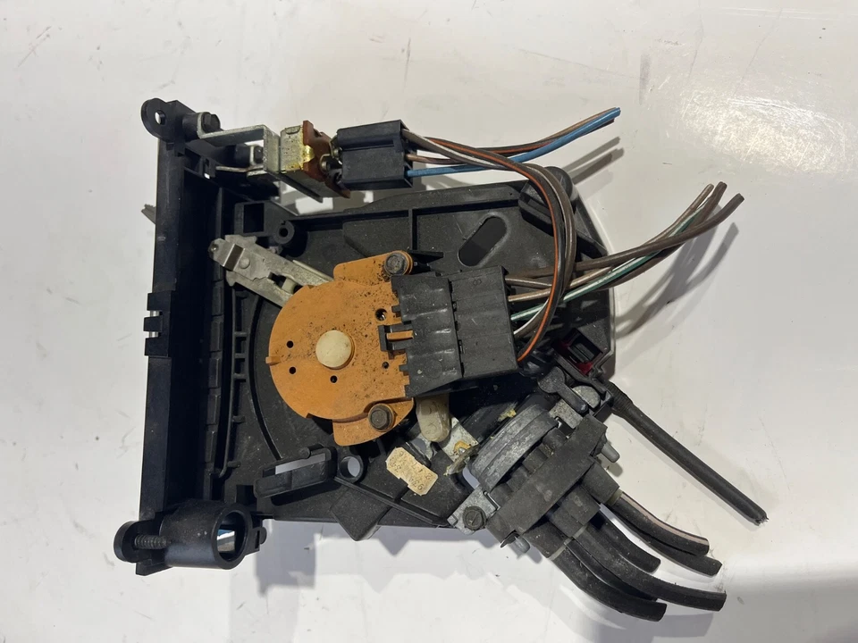 NICE 1975 1976 Buick Electra 225 Limited Estate Wagon Climate Control AC Heater - Image 4 of 4