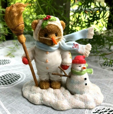 CHERISHED TEDDIES - THERE IS SNOW FRIEND LIKE AN OLD FRIEND - FRANKIE -SNOW SUIT