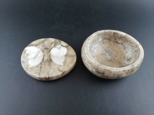 Vintage Hand Made Oval Marble Trinket Box 2D Butterfly W/ Fitted Lid - Picture 5 of 10