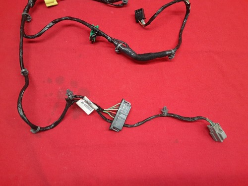 2005 2007 2007 Jeep Grand Cherokee / Commander RIGHT FRONT Seat Wiring Harness - Picture 2 of 8