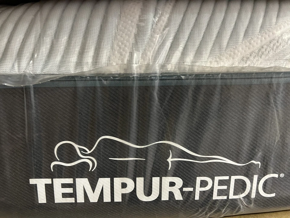 TempurPedic PRO ADAPT MEDIUM 2.0 MEDIUM CALIFORNIA KING MATTRESS NEW CLEARANCE - Image 2 of 4
