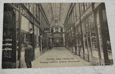 ANTIQUE RPPC POST CARD PASSAGE JOUFFROY GRANDS BOULEVARDS HOTEL DES FAMILLES 