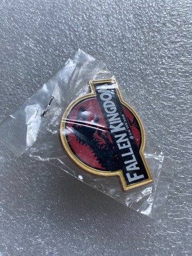 Jurassic World: Fallen Kingdom 2018 ILM Industrial Light & Magic VFX Crew Pin - Picture 4 of 9