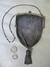 Antique Silver Smooth Frame Woven Chain  Ball Tassel Mesh Purse