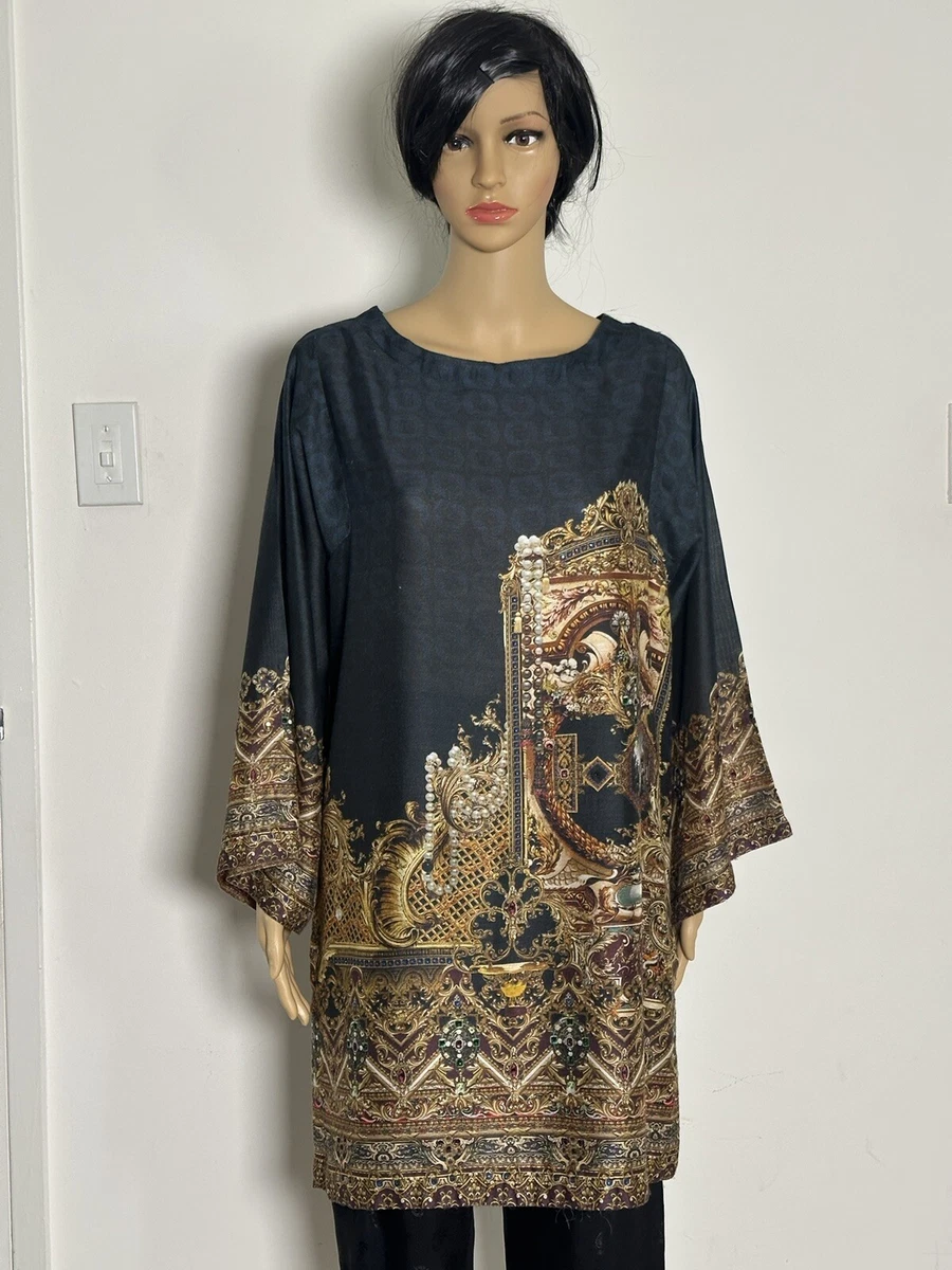 almirah kurti