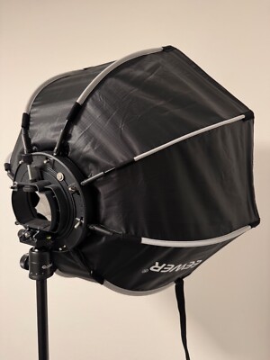 NEEWER 65cm achteckige Softbox mit Schnellverschluss S-Typ Halterung TOP Zustand