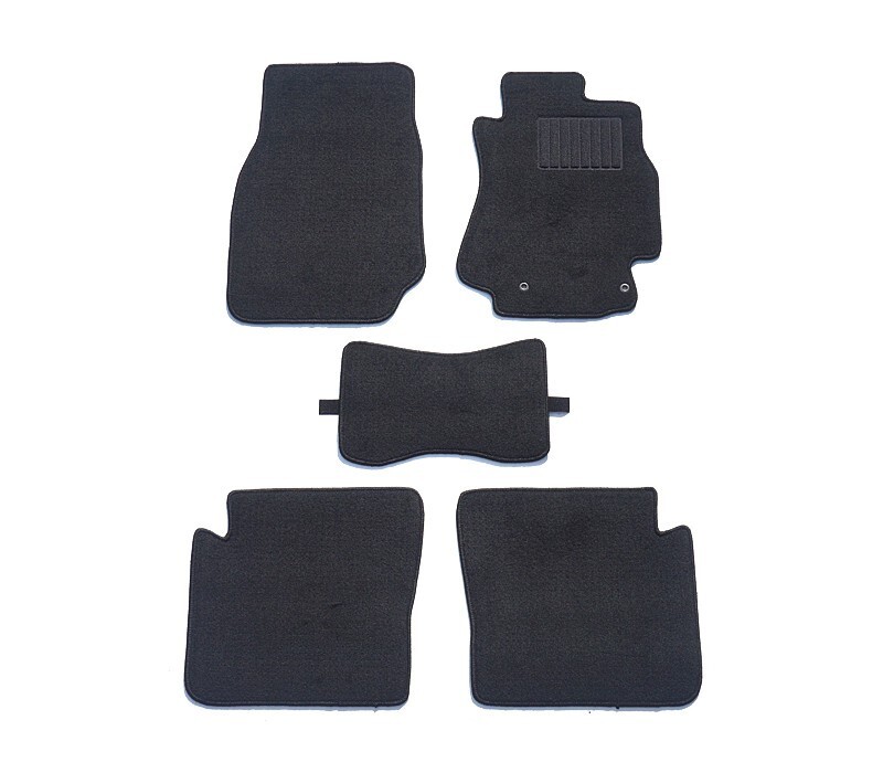 Floor Mat Black 1996/9-2000.10/2 Chaser MarkII JZX100 GX100