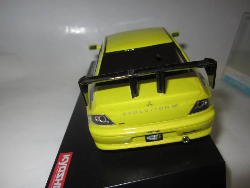 Kyosho ASC Mini-Z Fast & Furious 2 Mitsubishi Lancer Evo VII Yellow - Image 3 of 4