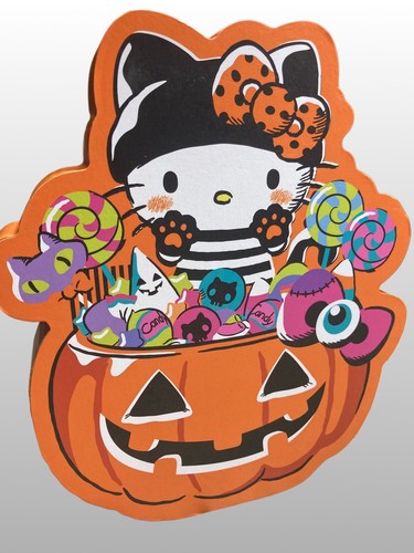 NEW Hello Kitty Sanrio Pumpkin Candy 2024 Halloween Wood Wall Decor - Foto 2 di 4