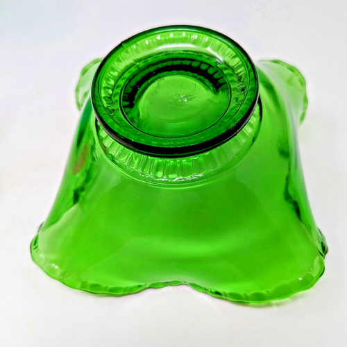 Vintage Cambridge Green Depression Glass Dish - Beautiful Collectors Item - Picture 4 of 5