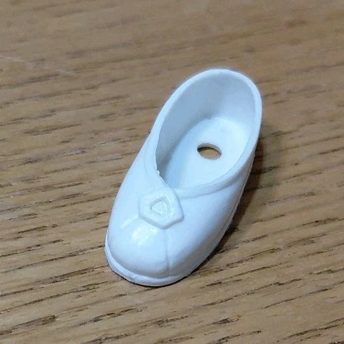 Vintage Kenner Star Wars PRINCESS LEIA 12”Doll ~ Original WHITE Single SHOE