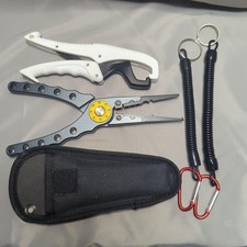 fishing pliers, grip