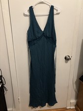Dark Green Wild Fable Midi Dress Size Medium Women's