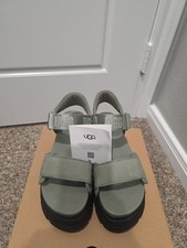 NEW UGG Ashton Lug Ankle sandals.