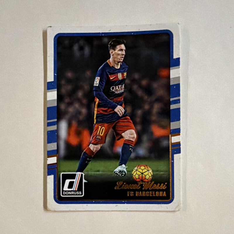 Panini Donruss 2016-17 Lionel Messi FC Barcelona #29 Base Set La Liga