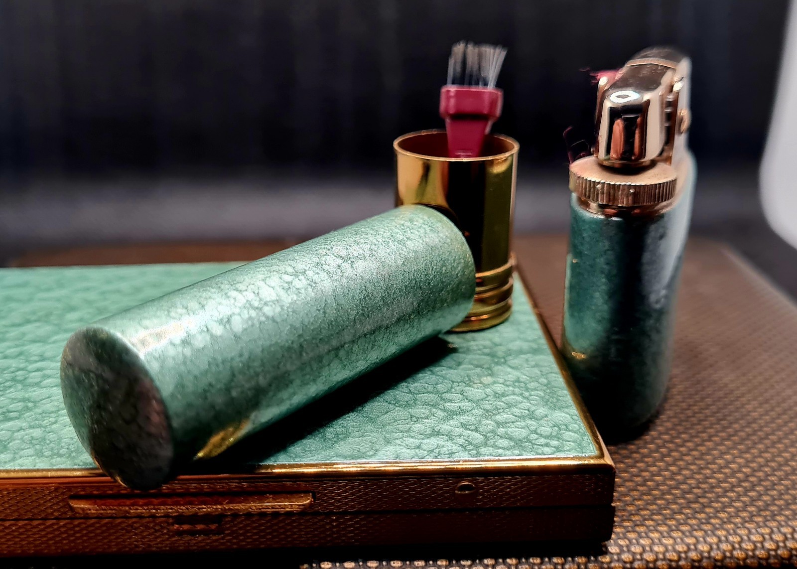 SALE !Rare Mint Beauty Vintage Ronson lighter Ladies Gold plated Enamel Gift set