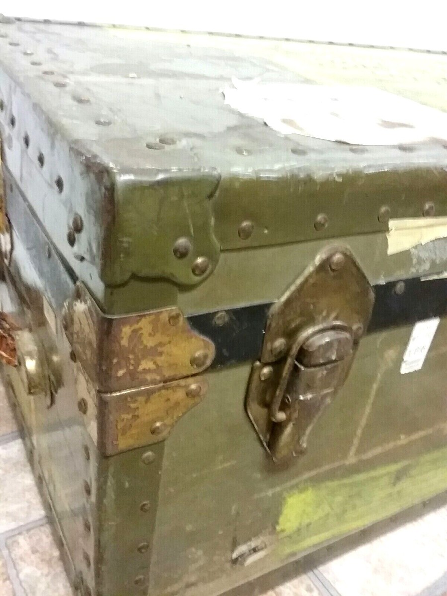 VTG. 1932 US Military Foot Locker METAL Storage Chest Trunk