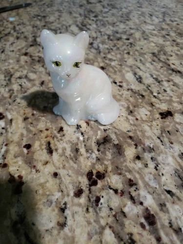 Fenton Opalescent Cat Kitten Figurine Vintage Artist Signed Birthstone Collar