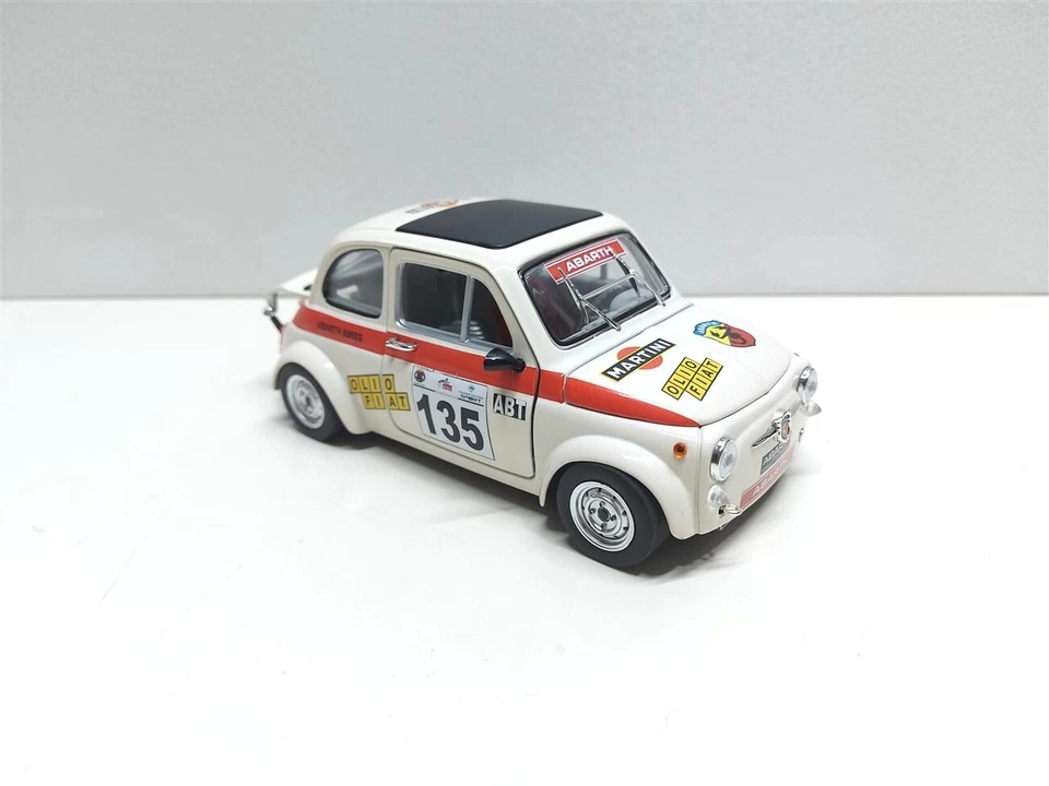 Fiat 500 Abarth 695SS Racing #135 - 1/18 Artigianale base Road Signature NO 1/16 - Immagine 2 di 4