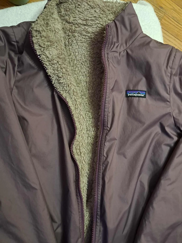 Patagonia Girls Reversible Coat sz10/12 - Image 4 of 4