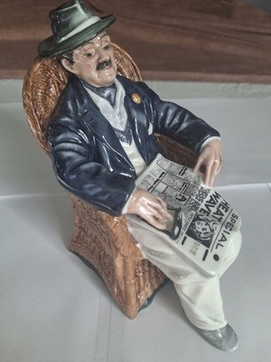 Royal Doulton Taking Things Easy HN2677 Porcelain Figurine Man Handmade
