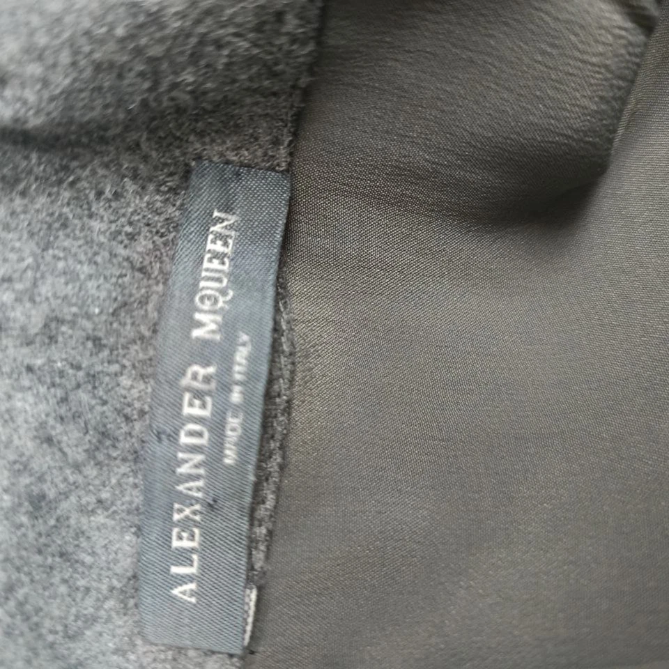 Vestido midi manga abullonada Alexander Mcqueen en lana gris Foto 4 de 4