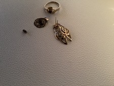 5 g of 9 ct 375 gold  -wedding  ring  size R  earrings+pendant  not scrap