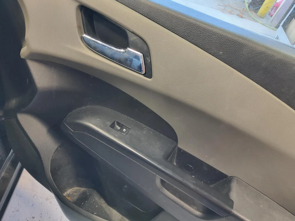 Cilindro maestro de freno usado se adapta a: Chevrolet Sonic Grade A 2015 Foto 4 de 4