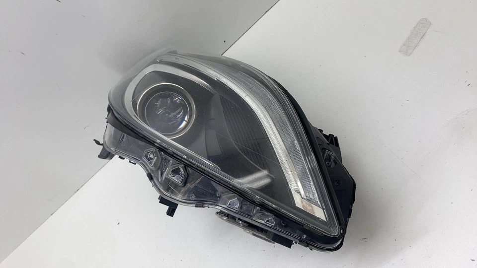 ⭕ 14-17 Mercedes-Benz B-Class Right Headlight Bi-Xenon Head Lamp OEM A2428200461 Foto 4 de 4