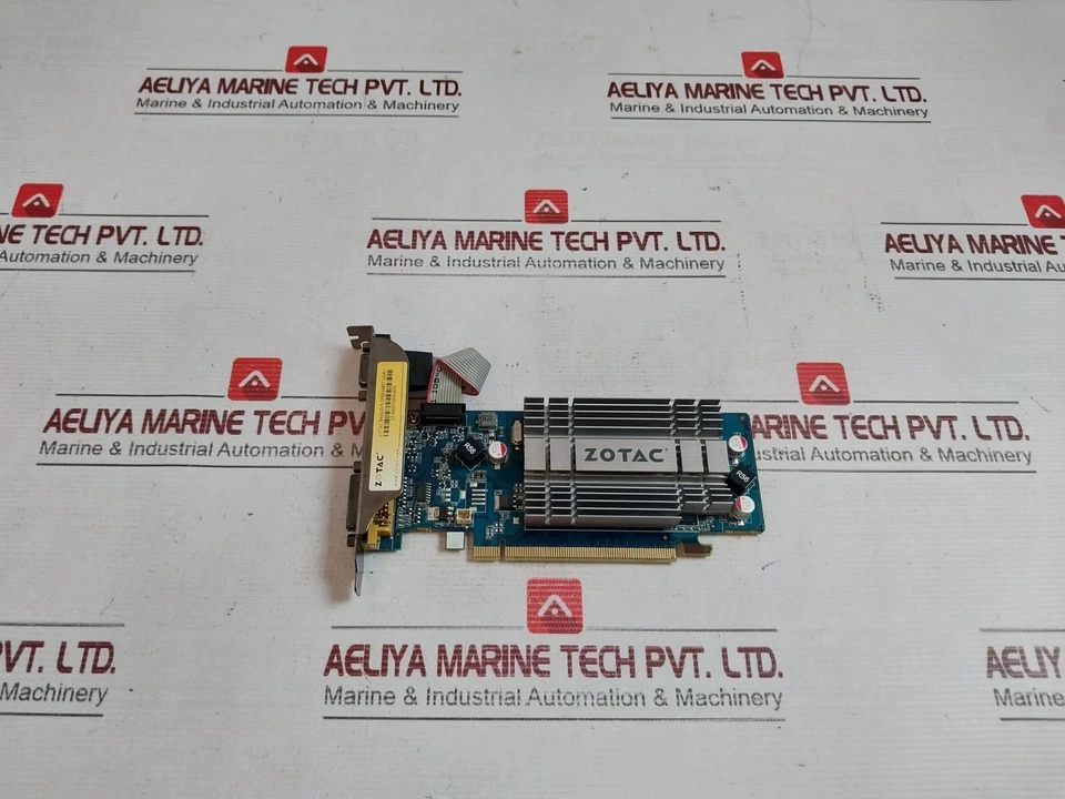 ZOTAC 8400GS 288-3N158-001ZT Graphics Card 512MB DDR3 64-Bit ZT-84GEM2M-HSL - Image 2 of 4