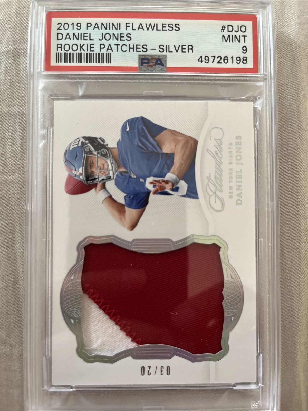 Daniel Jones Panini Flawless Rookie Patches #DJO Silver