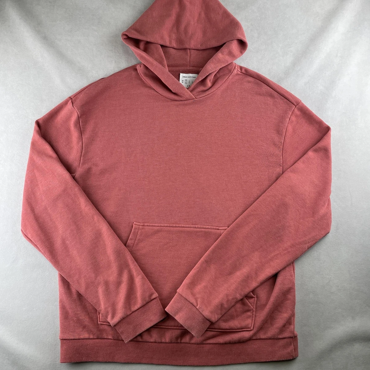 Urban Outfitters ES | Ropa y prendas de vestir | Estilo de vida y